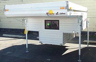What company made Sun-Lite pop-up campers?