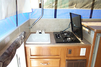 SunValley Skyhawk Truck Camper